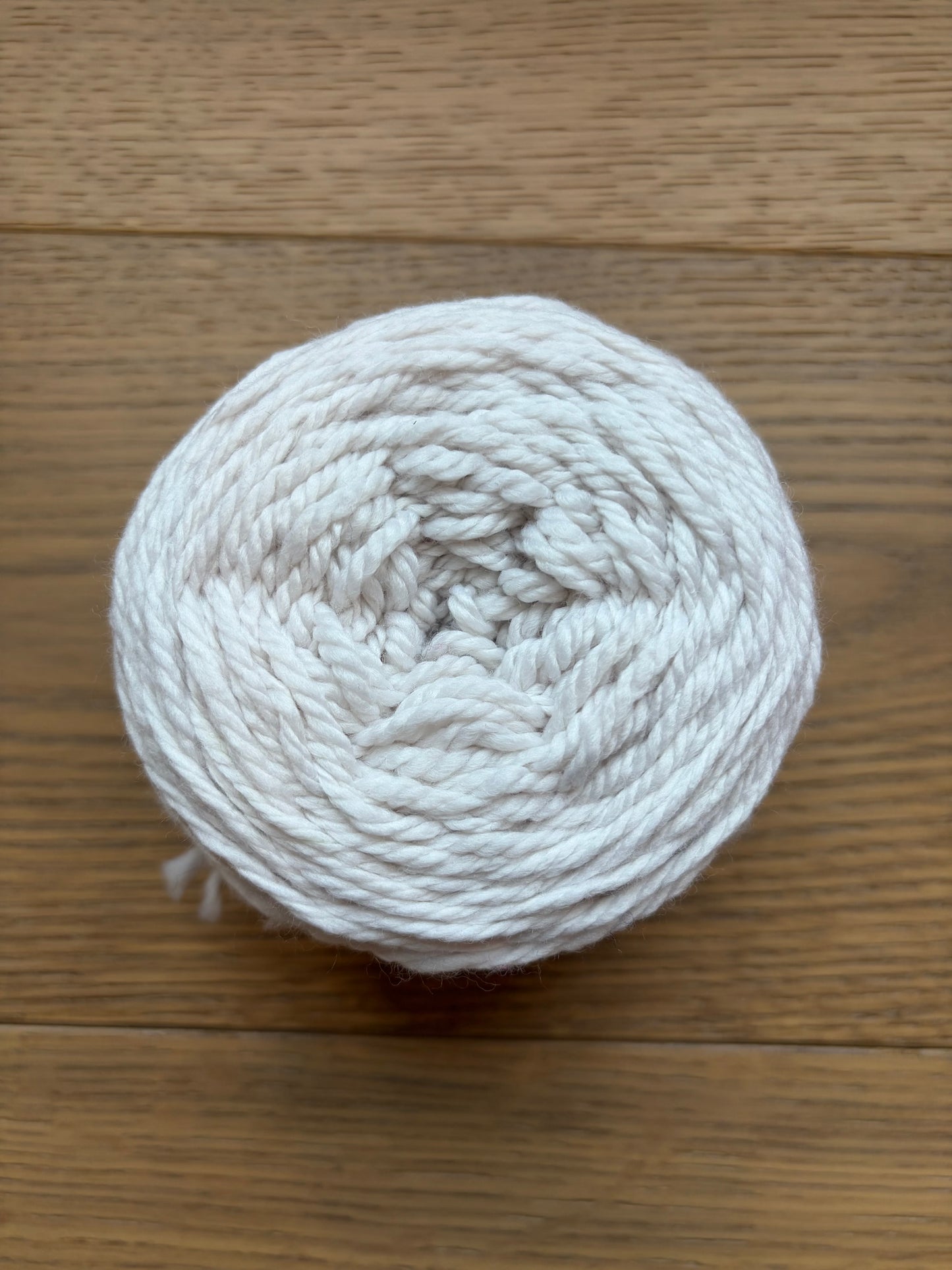 Cartwheel Solid Yarn- Bulky Weight #5